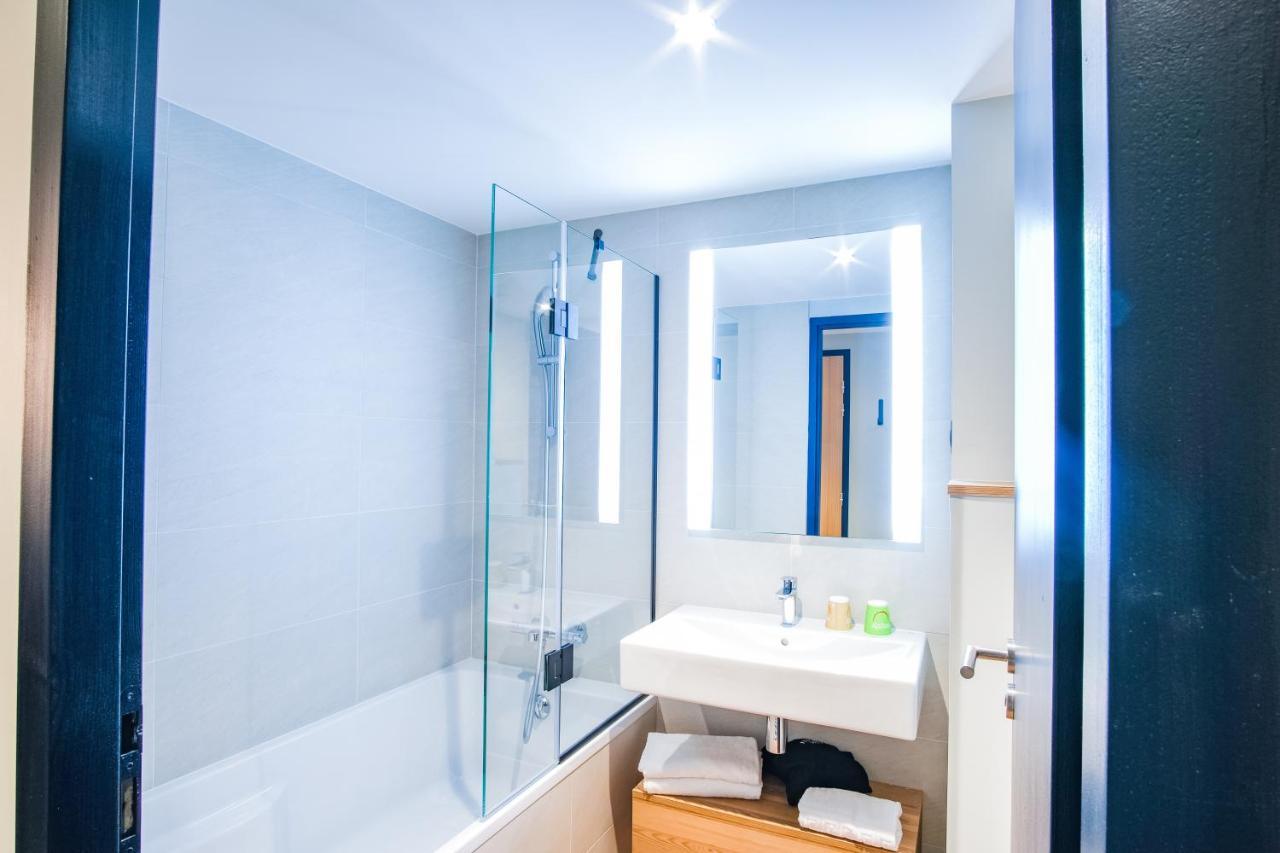 Ibis Styles Албервил Екстериор снимка