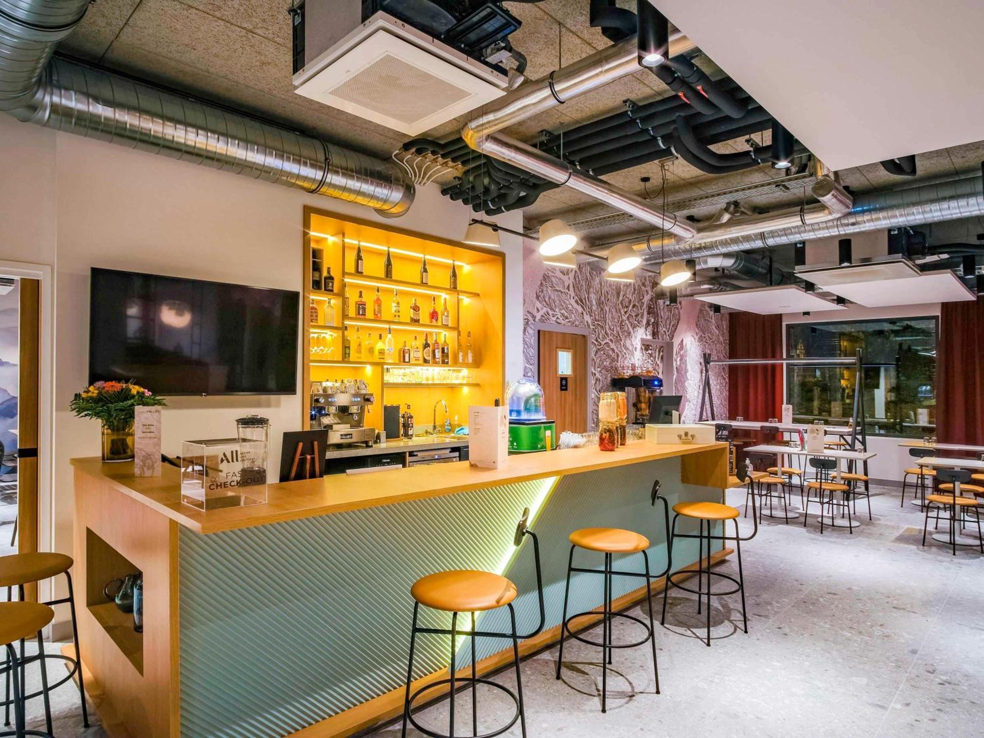 Ibis Styles Албервил Екстериор снимка