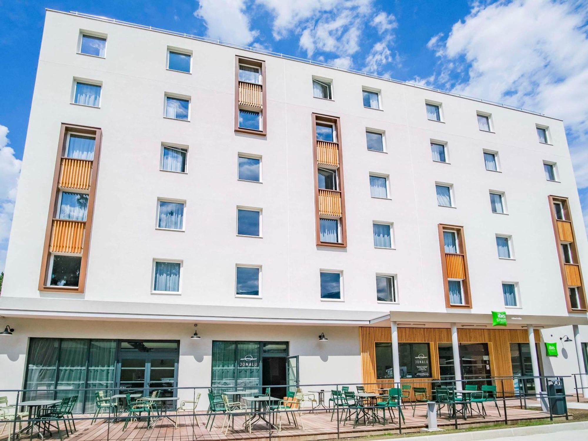 Ibis Styles Албервил Екстериор снимка