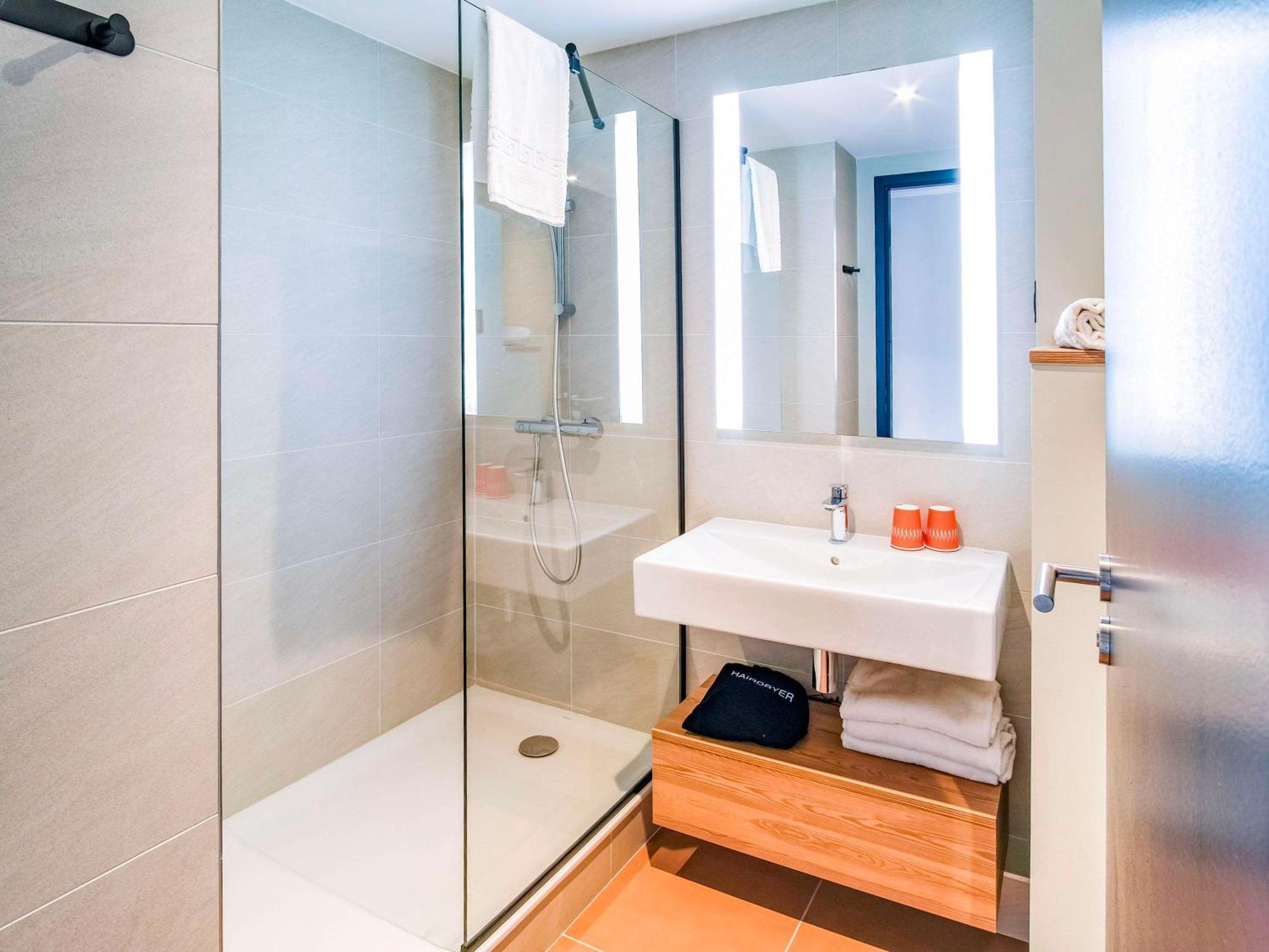 Ibis Styles Албервил Екстериор снимка